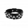 Leder-Halsband mit großen Flachnieten