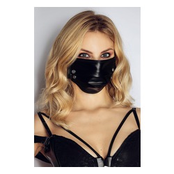 Stoffmaske mit Nieten